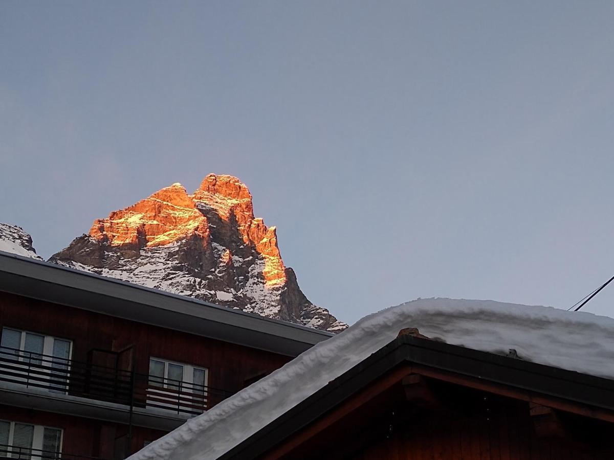 דירות ברויל-קרוויניה In Cervinia Center - 50Mt From Ski Slopes מראה חיצוני תמונה